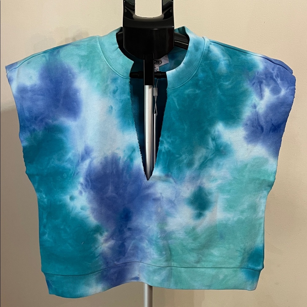 NWT Revolve’s 525 Tie-Dye Blue and Green Women's Sleeveless Crop Top